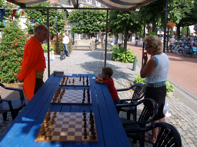 2010-08-14 001 011-_2048